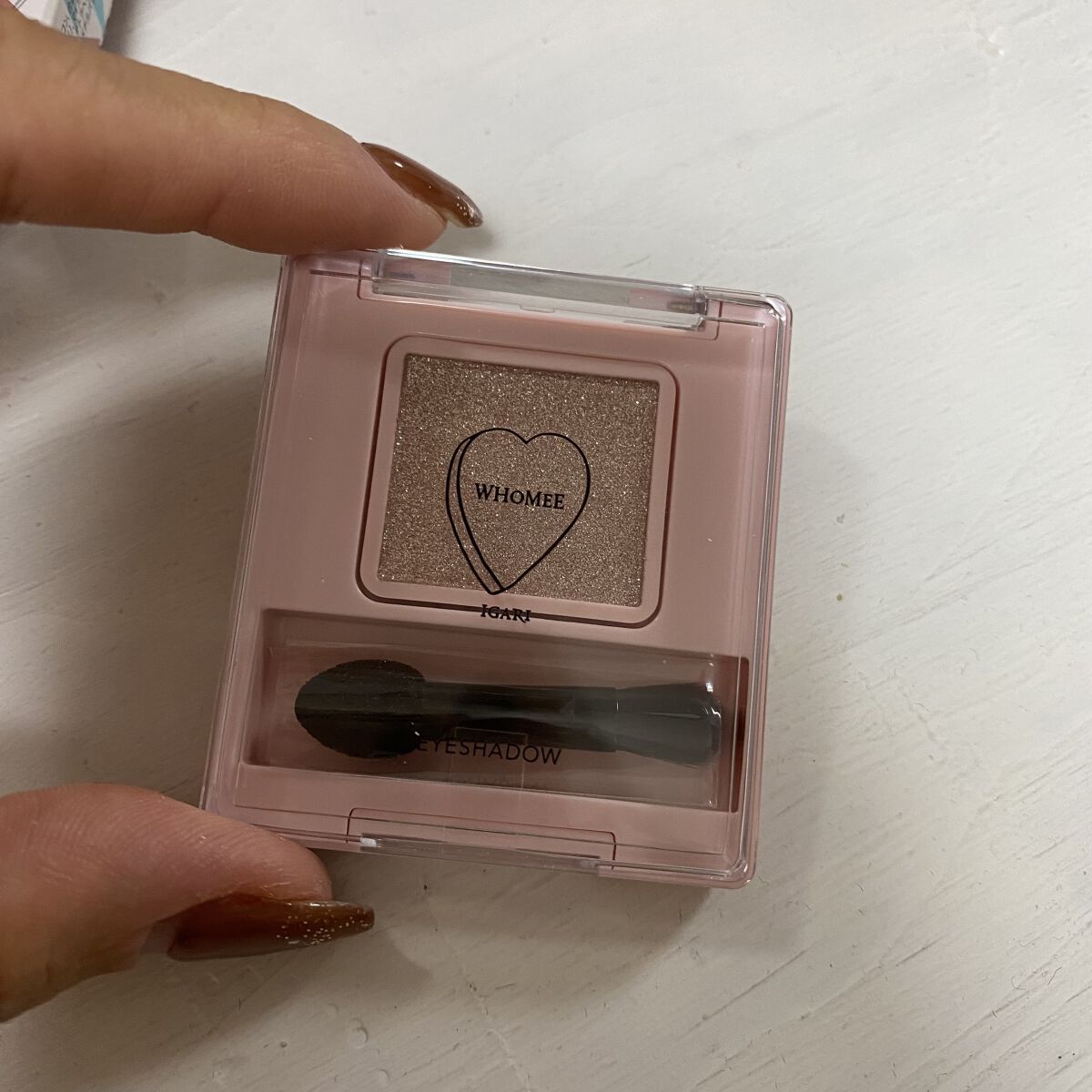 フーミー シングルラメシャドウ/WHOMEE/単色アイシャドウを使ったクチコミ（2枚目）