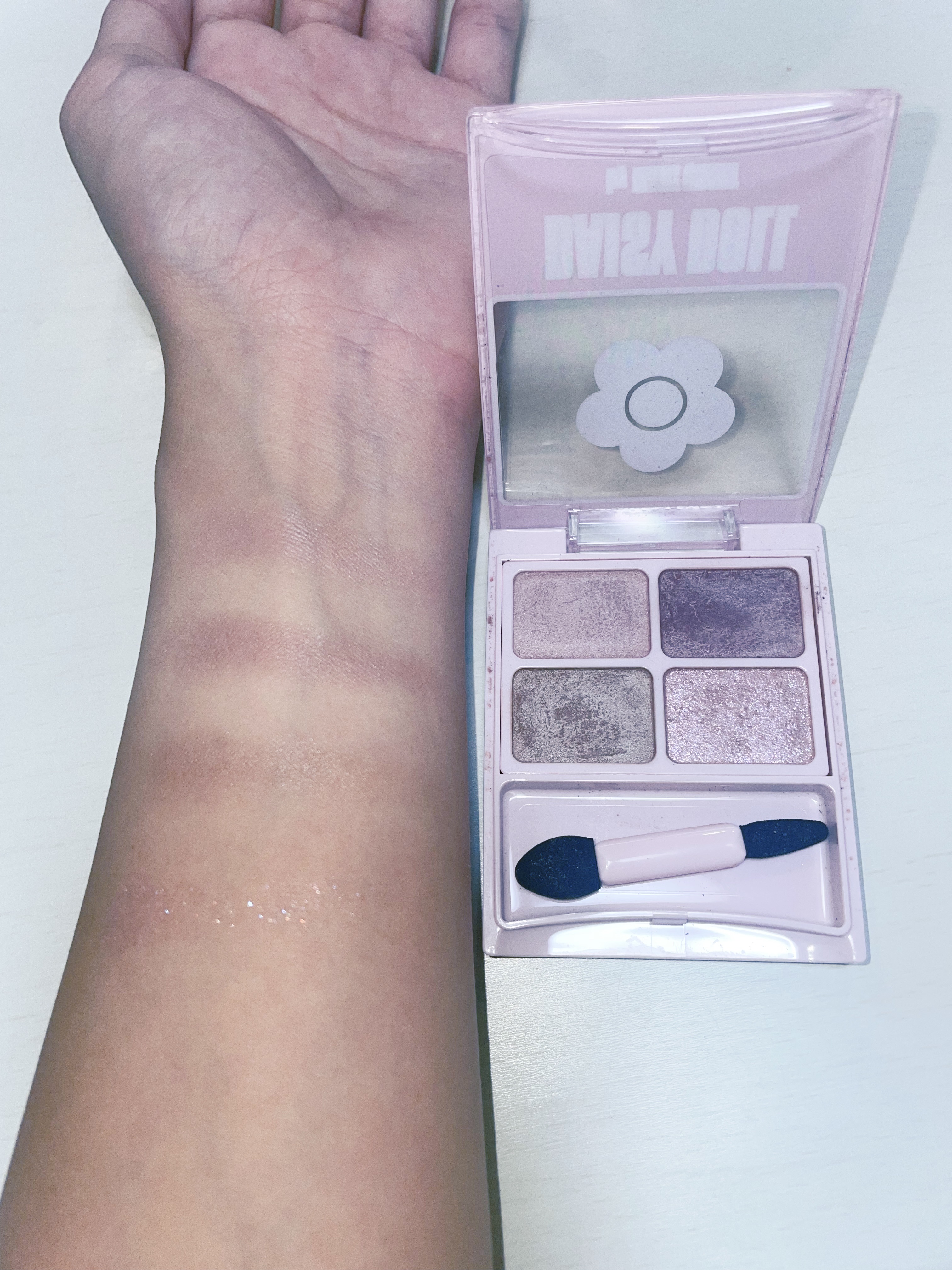 デイジードール アイカラー パレット PK-02 ローズフレーバー/DAISY DOLL by MARY QUANT/アイシャドウパレットを使ったクチコミ（2枚目）