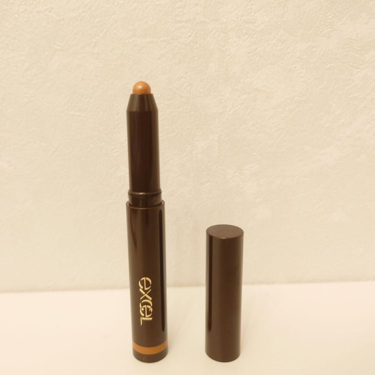 グリームオンフィットシャドウ/excel/スティックアイシャドウを使ったクチコミ(1枚目)