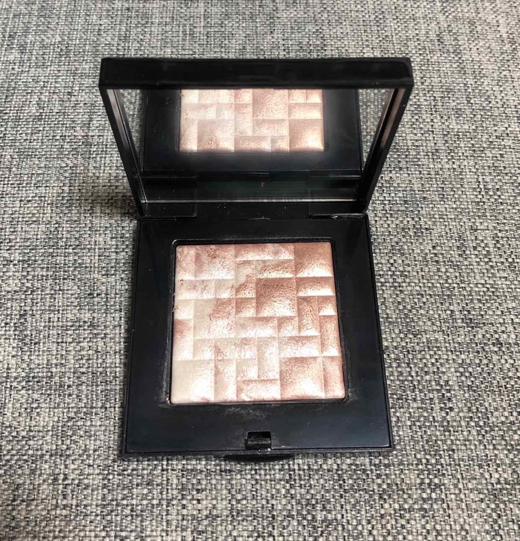 ハイライティング パウダー/BOBBI BROWN/パウダーハイライトを使ったクチコミ(1枚目)