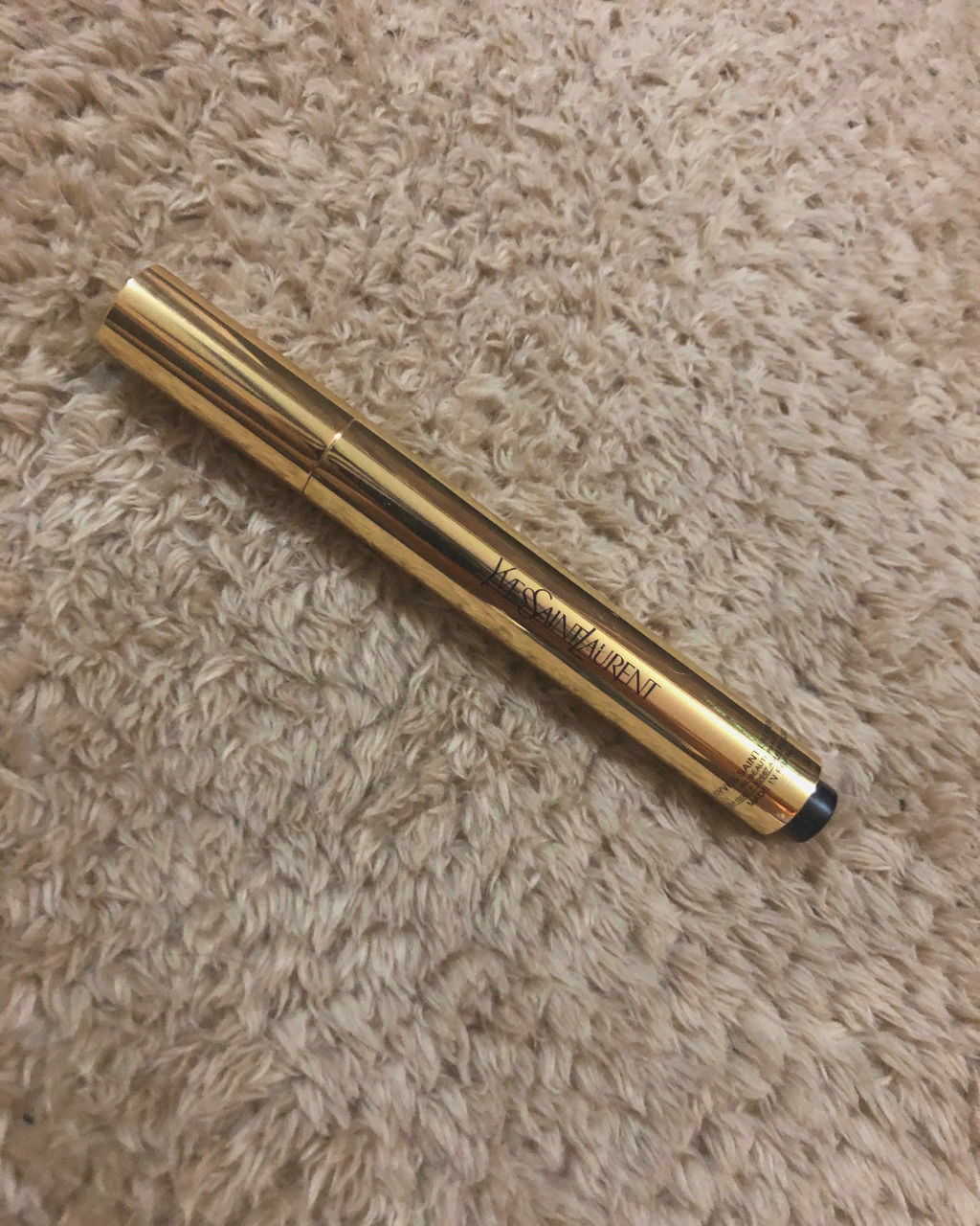 ラディアント タッチ/YVES SAINT LAURENT BEAUTE/リキッドコンシーラーを使ったクチコミ（1枚目）