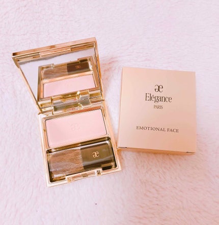 エモーショナル フェイス/Elégance/パウダーチークを使ったクチコミ(1枚目)
