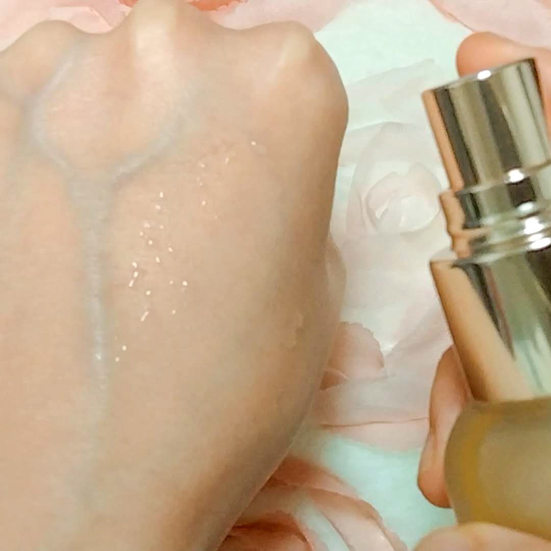 ダルバ ホワイトトリュフファーストスプレーセラム/ダルバ/ミスト状化粧水を使ったクチコミ（3枚目）