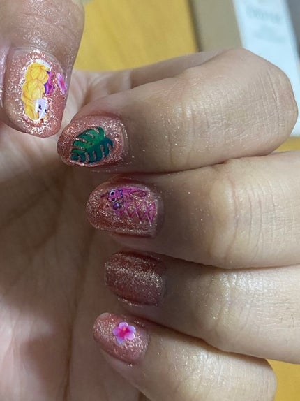 フローリックネイルラッカー/エレガンス クルーズ/マニキュアを使ったクチコミ(7枚目)