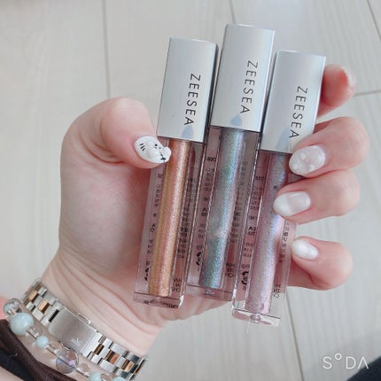 ダイヤモンドシリーズ 星空リキッドアイシャドウ/ZEESEA/リキッドアイシャドウを使ったクチコミ(1枚目)