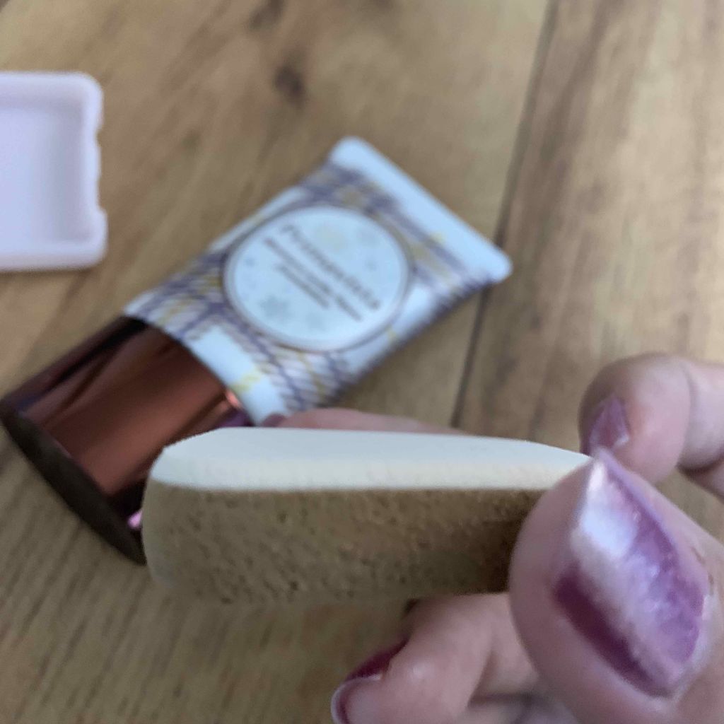 くずれにくい うるおい質感 メルティリキッドファンデーション/プリマヴィスタ/リキッドファンデーションを使ったクチコミ(2枚目)