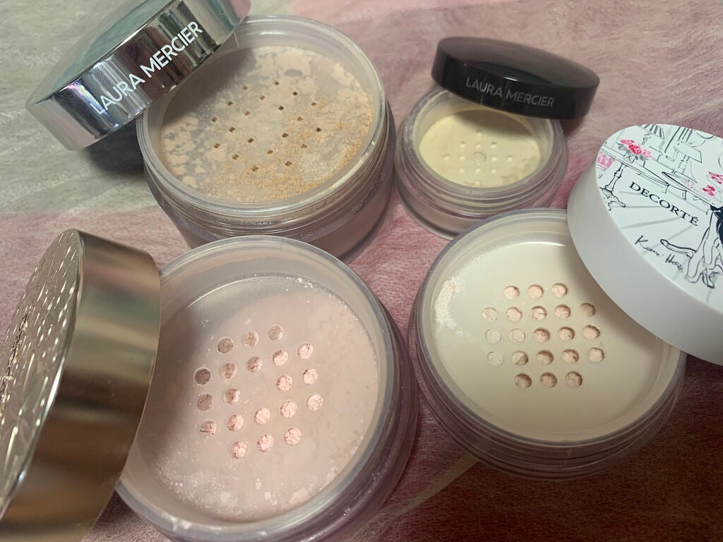 トランスルーセント ルース セッティング パウダー ライトキャッチャー/ローラ メルシエ/ルースパウダーを使ったクチコミ(4枚目)