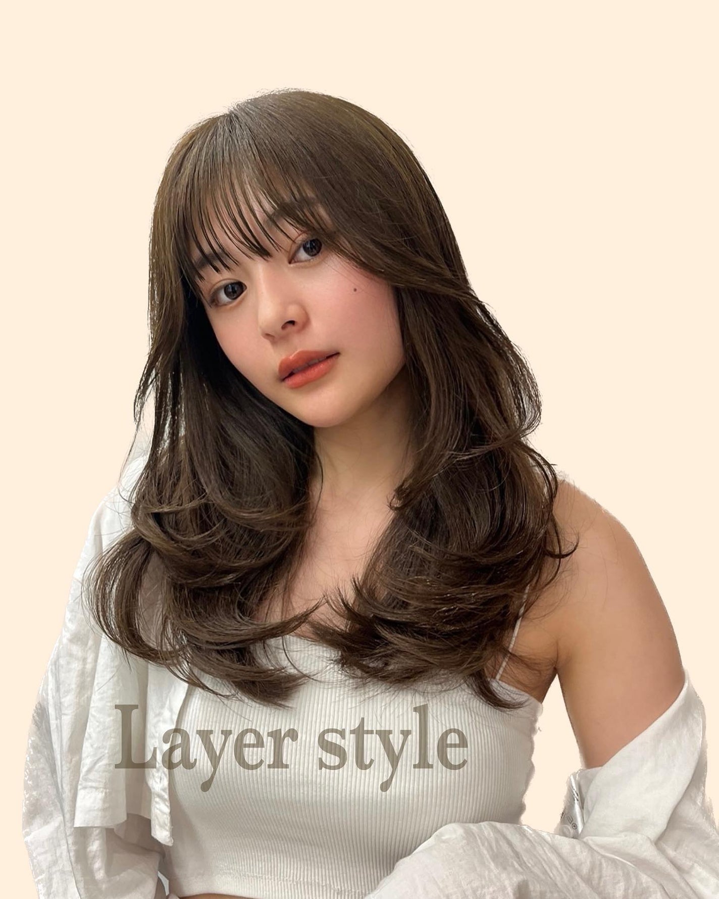 HARUNA on LIPS 「たっぷりレイヤー♡鎖骨辺りからスタートした、大人上品なレイヤー..」(2枚目)