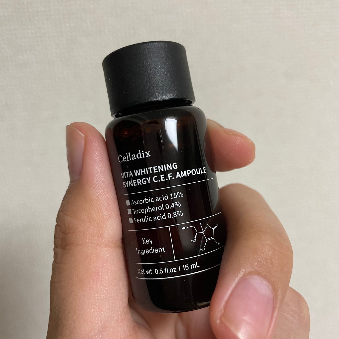 ビタホワイトニングシナジーC.E.F.アンプル/Celladix/美容液を使ったクチコミ(1枚目)