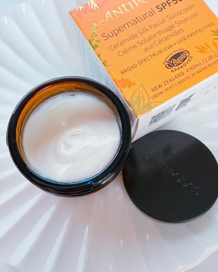 アンティポディース スーパーナチュラル SPF50+ フェイシャル サンスクリーン/Antipodes/日焼け止めクリームを使ったクチコミ(3枚目)