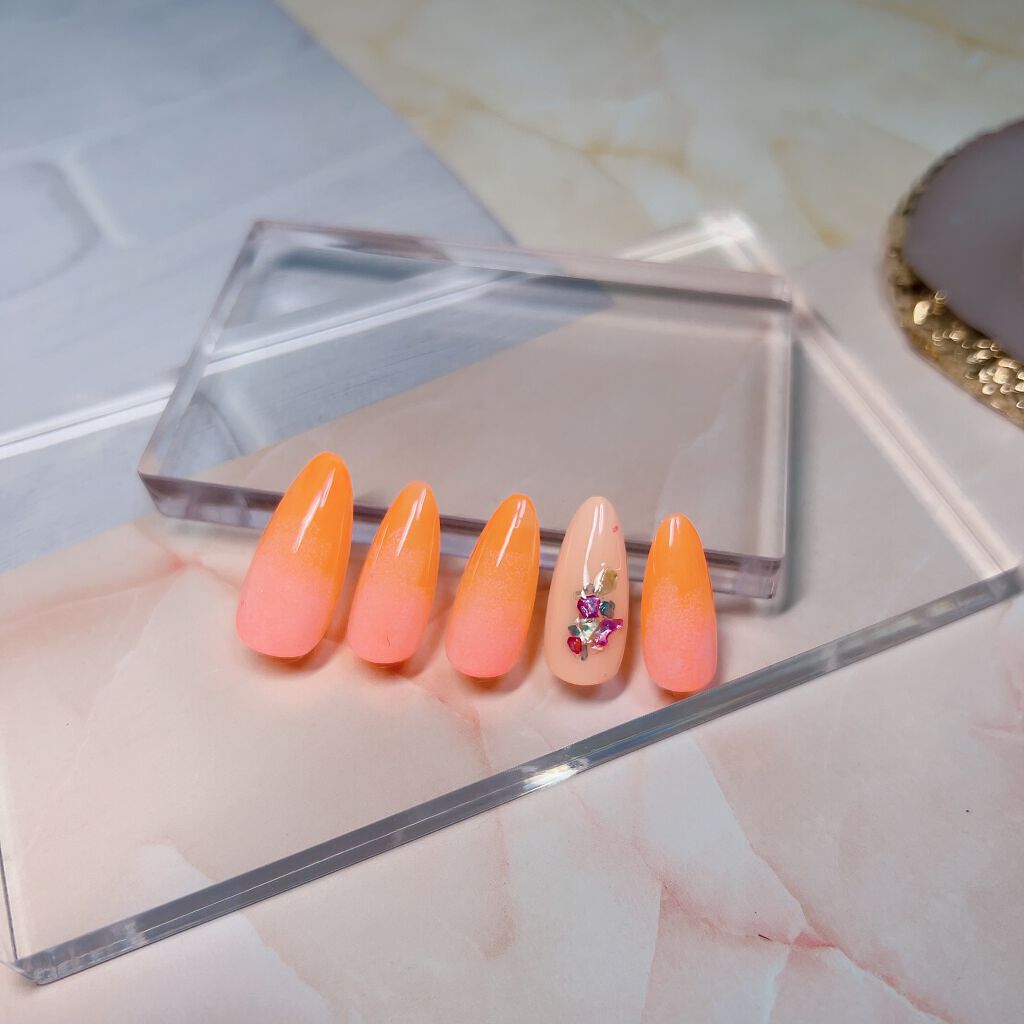 トリコカラージェル/ARKEY TOKYO/ジェルネイルを使ったクチコミ（2枚目）