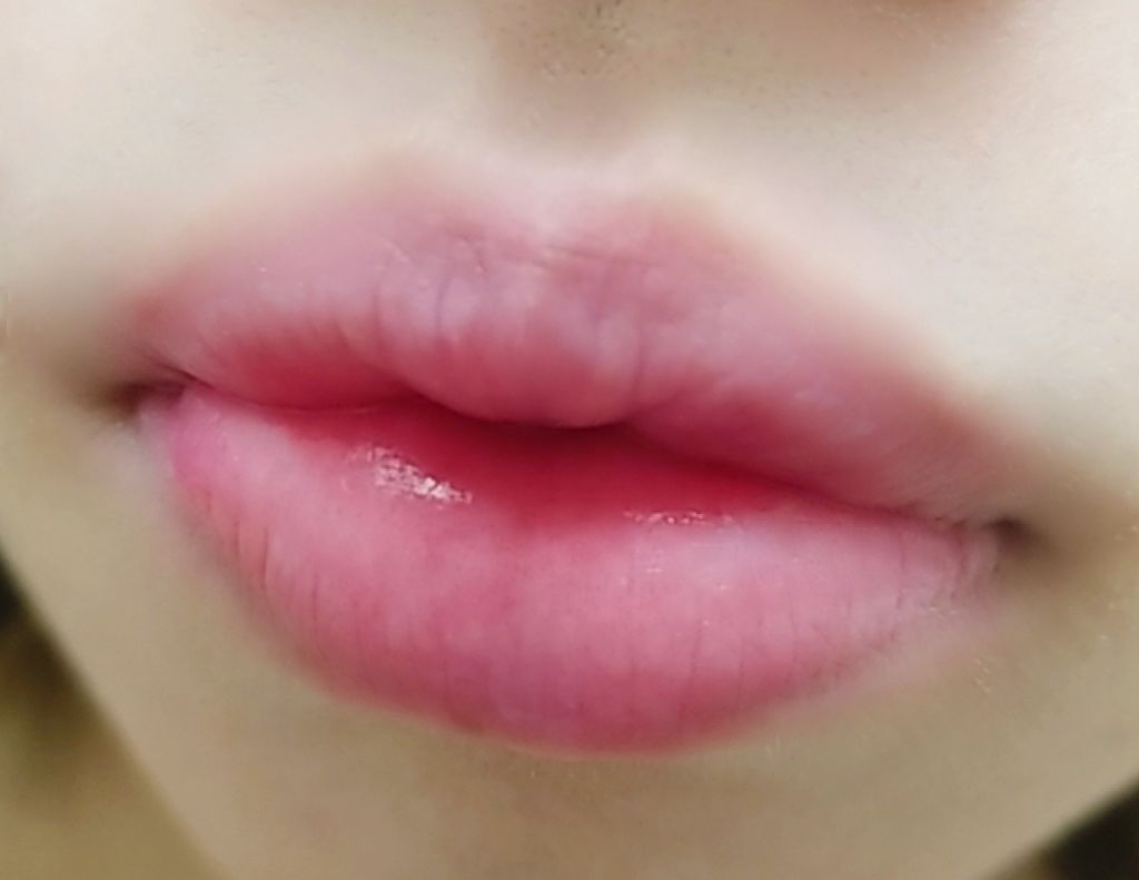 コンフォート リップオイル /CLARINS/リップグロスを使ったクチコミ(3枚目)