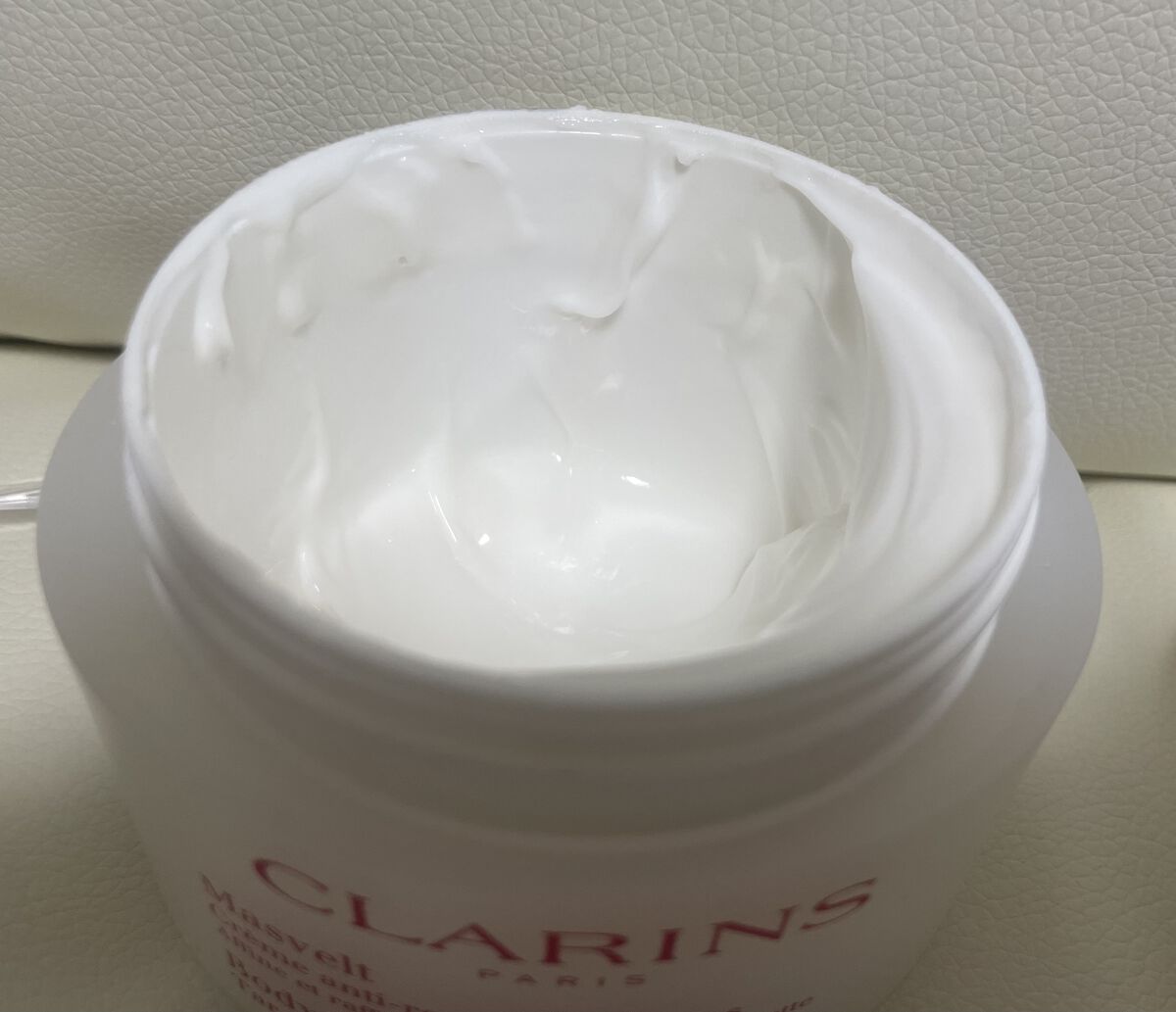 クレーム マスヴェルト/CLARINS/ボディクリームを使ったクチコミ（2枚目）