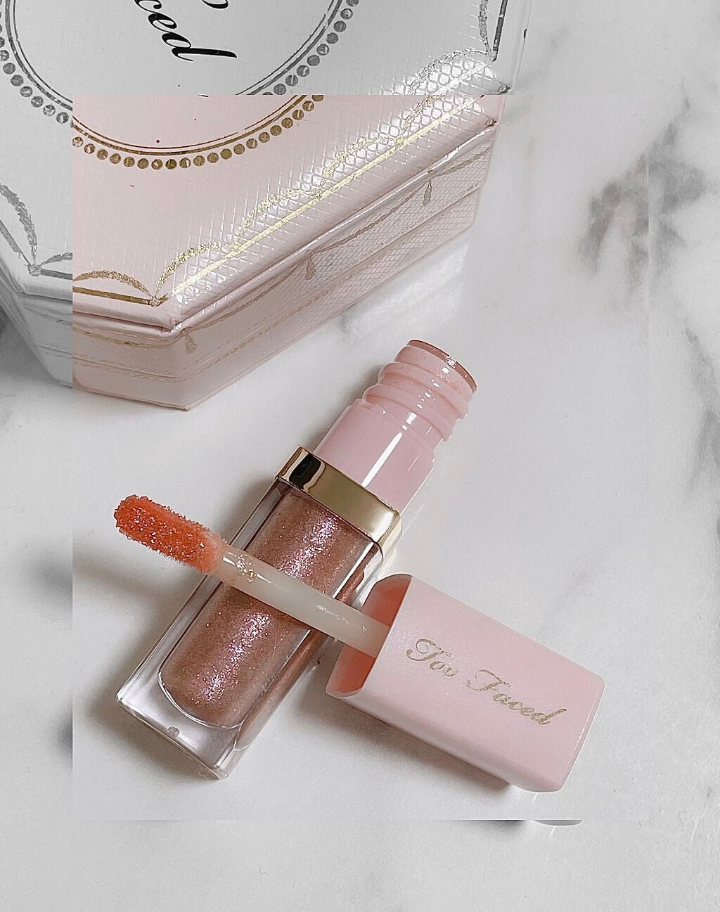 リッチ&ダズリン ハイシャイン スパークリング リップグロス/Too Faced/リップグロスを使ったクチコミ(1枚目)