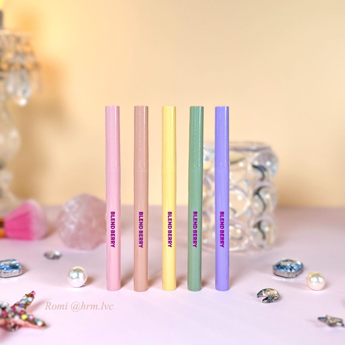 プレイフル リキッドアイライナー/BLEND BERRY/リキッドアイライナーを使ったクチコミ（1枚目）