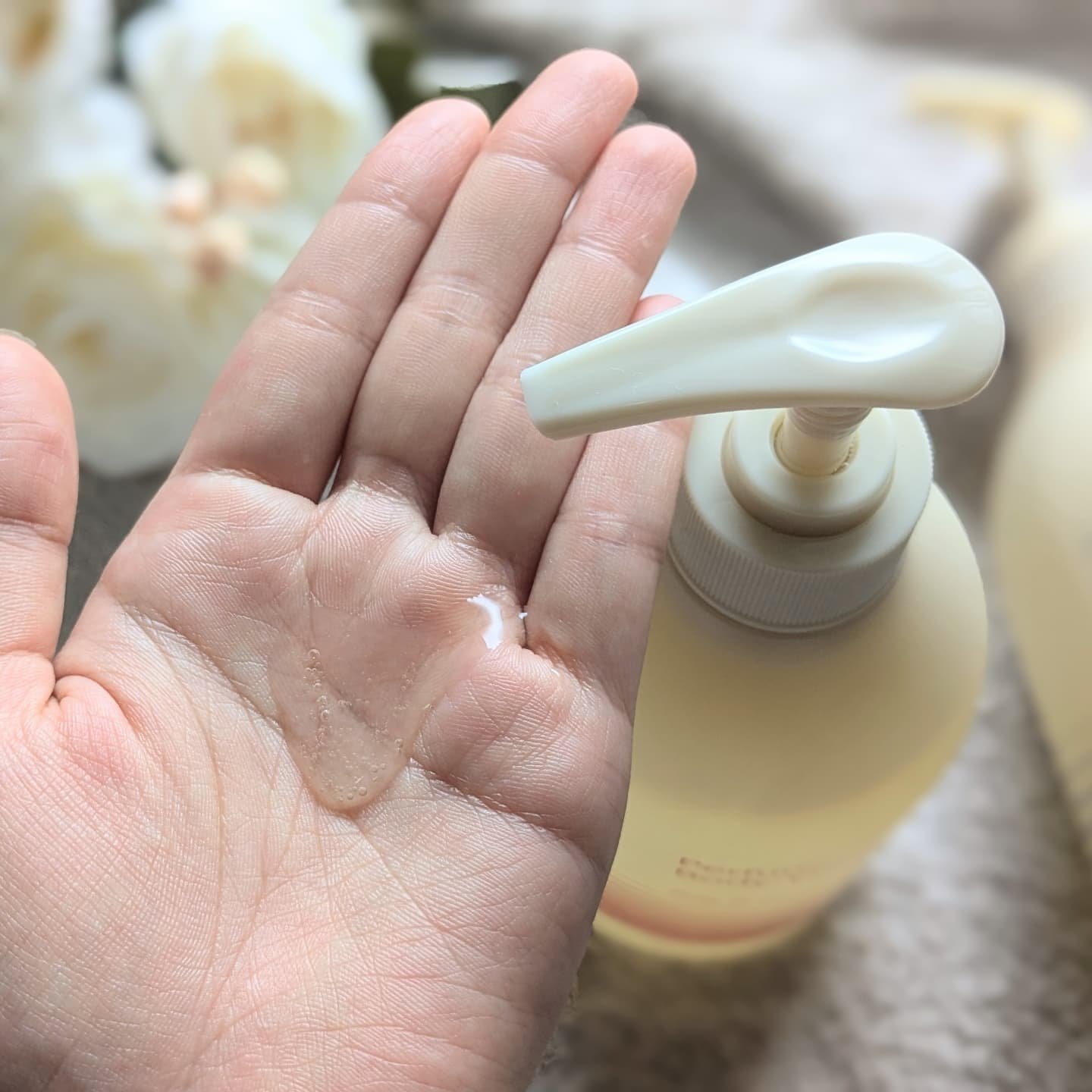 パフューム ボディウォッシュ チューリップ&フリージア/LAVOIR/ボディソープを使ったクチコミ（2枚目）