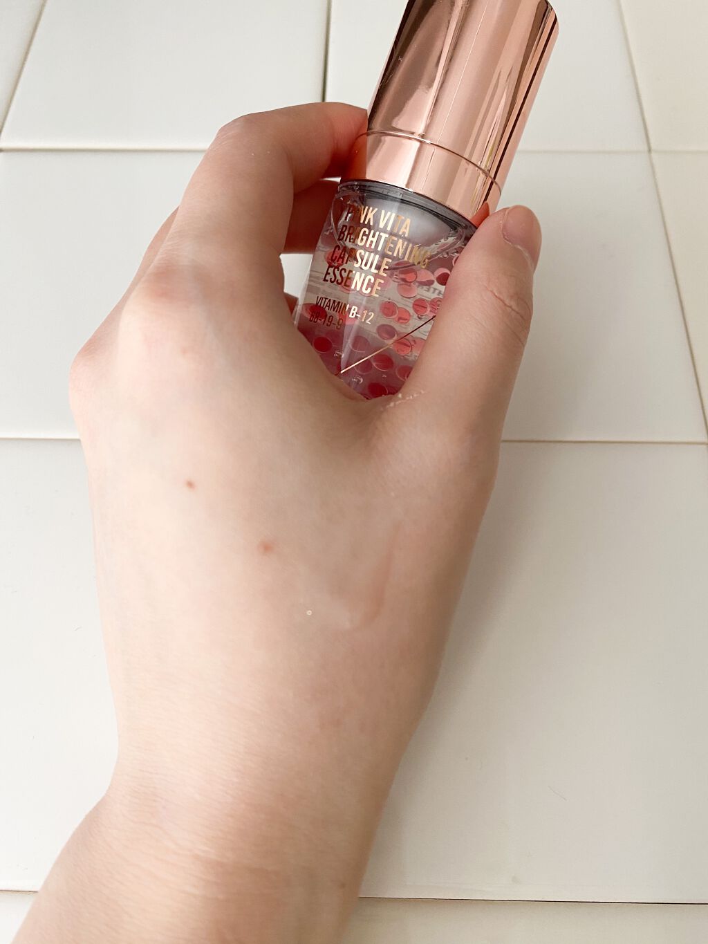 ピンクビタブライトニングカプセルエッセンス/NEOGEN/美容液を使ったクチコミ(3枚目)