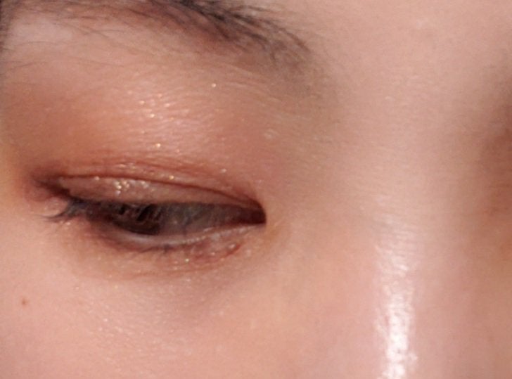 スキルレスライナー/LUMIURGLAS/リキッドアイライナーを使ったクチコミ(4枚目)