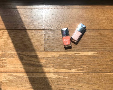 Dior vernis  155   TRA-LA-LA
Dior vernis  Glow Vibes 466    PERFECT PEACH

最近家に引きこもってるから、メイクあまりしないですよ