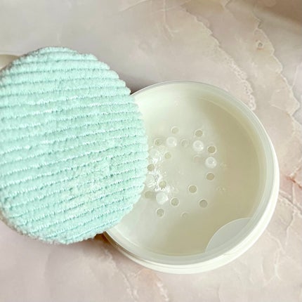 薬用さらさらデオドラントパウダー/デオナチュレ/デオドラント・制汗剤を使ったクチコミ(2枚目)