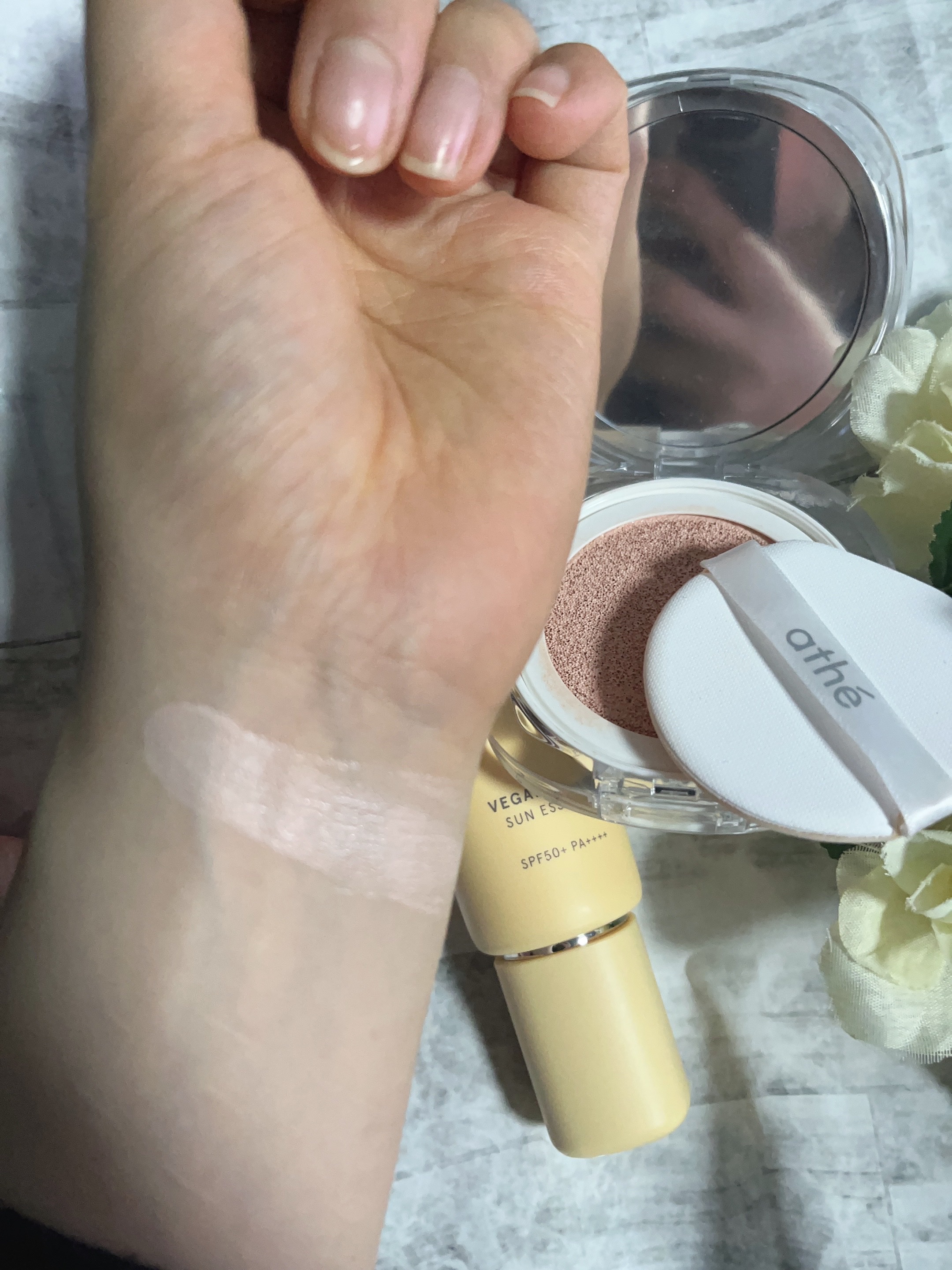 グレーズ ウォータリング クッション/athé/クッションファンデーションを使ったクチコミ（2枚目）