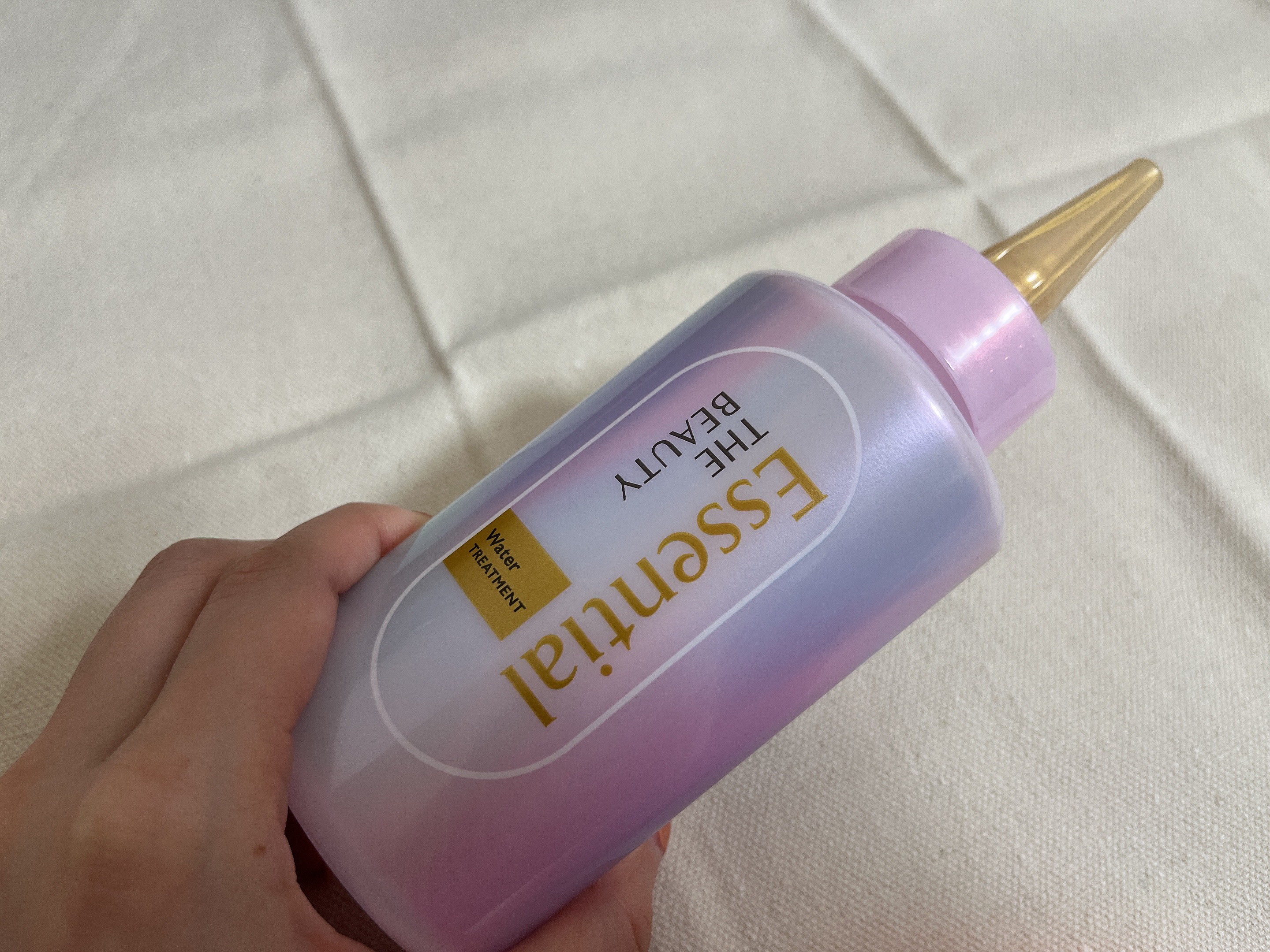 エッセンシャル プレミアム ウォータートリートメント EXスムース/エッセンシャル/アウトバストリートメントを使ったクチコミ（2枚目）