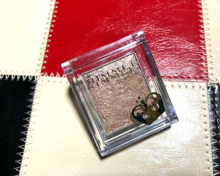 プリズム パウダーアイカラー/リンメル ロンドン/単色アイシャドウを使ったクチコミ(1枚目)