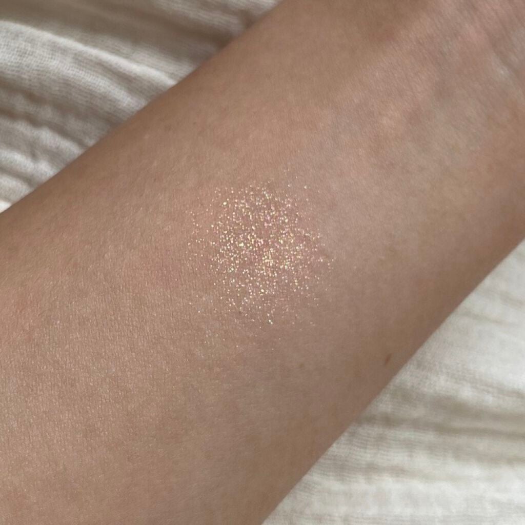 プリズム エアー シャドウ/CLIO/単色アイシャドウを使ったクチコミ(3枚目)