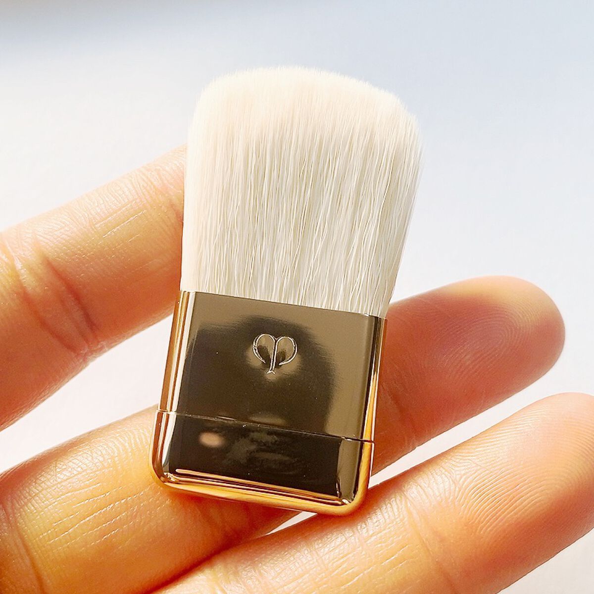 ル・レオスールデクラ /クレ・ド・ポー ボーテ/パウダーハイライトを使ったクチコミ(7枚目)