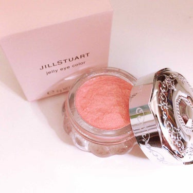 JILLSTUART♥ジェリーアイカラー09

まぶたの黒目の上、
目頭側の涙袋にキラキラを乗せるのが好きで
かわいーって思って購入₍ ᐢ.  ̫ .ᐢ ₎

サーモンピンクでキラキラしてて、大好きなカ