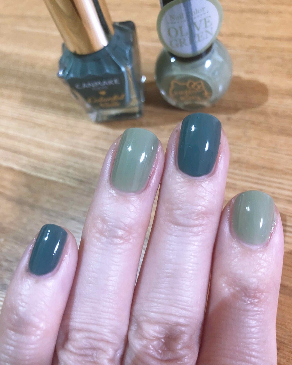 カラフルネイルズ/キャンメイク/マニキュアを使ったクチコミ(2枚目)