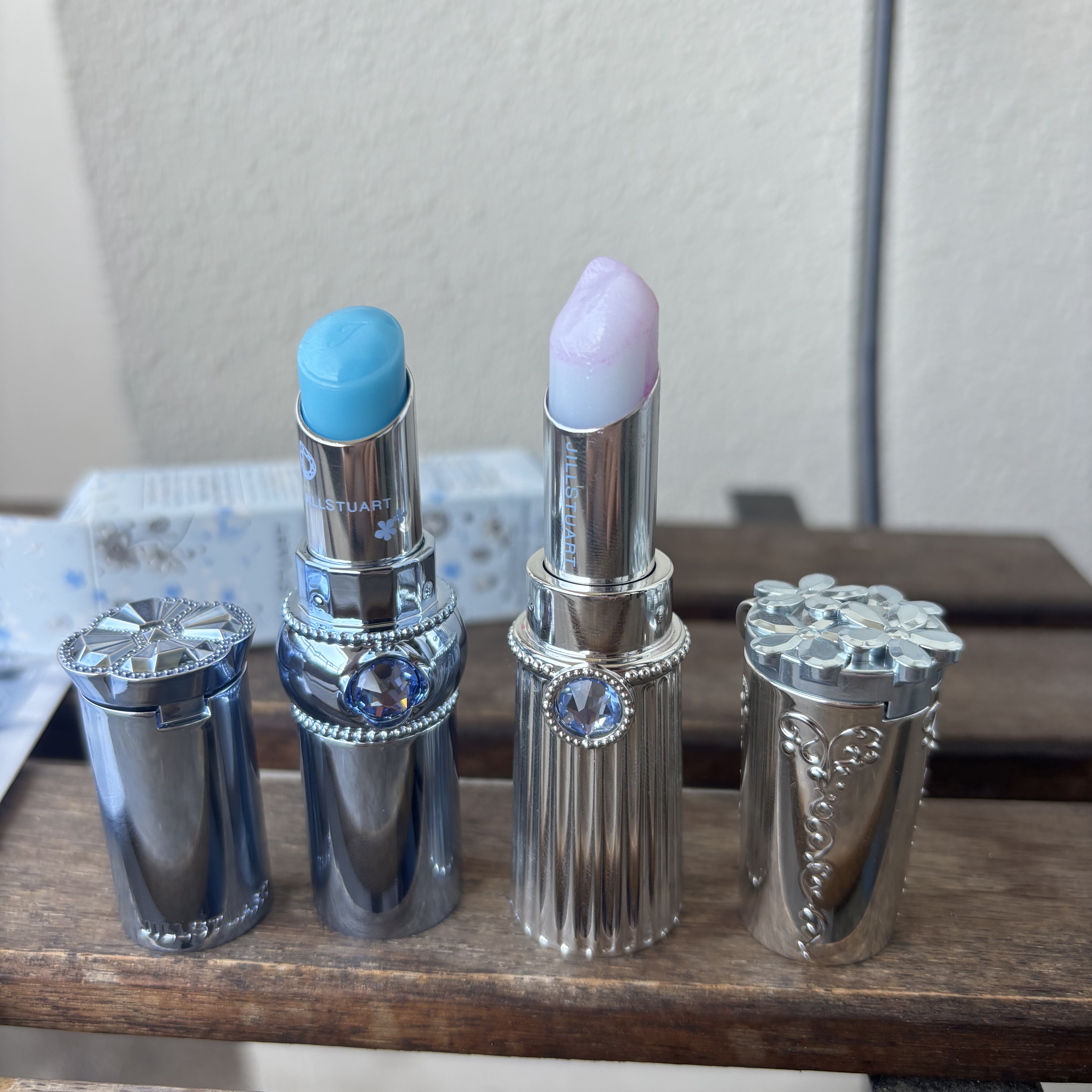 サムシングピュアブルー セント　マイリップス 00 something pure blue/JILL STUART/口紅を使ったクチコミ（1枚目）