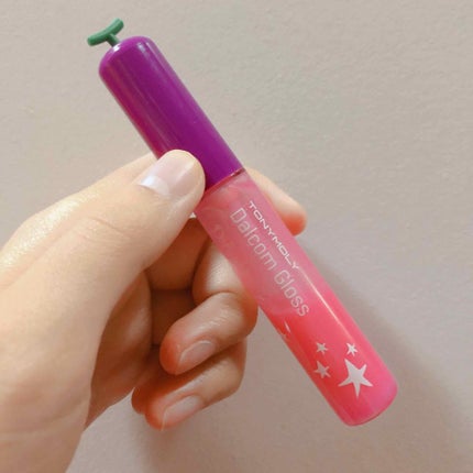 ディライト ダルコム グロス/TONYMOLY/リップグロスを使ったクチコミ(2枚目)