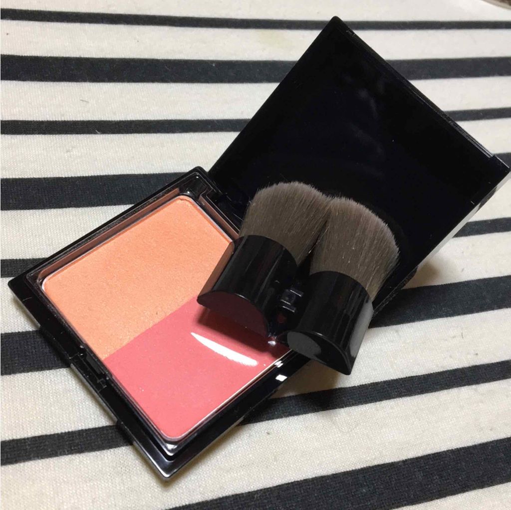 3Dコントラスティングチークス/KATE/パウダーチークを使ったクチコミ（2枚目）