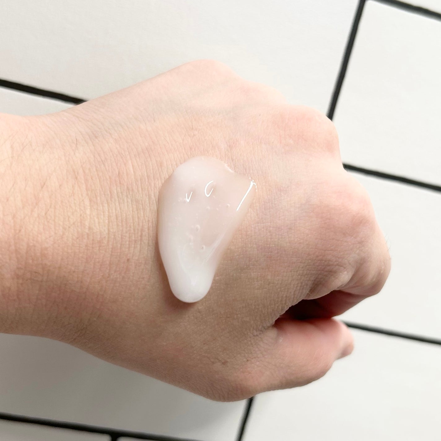 ミラクルズ うるおいブーストミルクウォーターセラム/パンテーン/アウトバストリートメントを使ったクチコミ(3枚目)