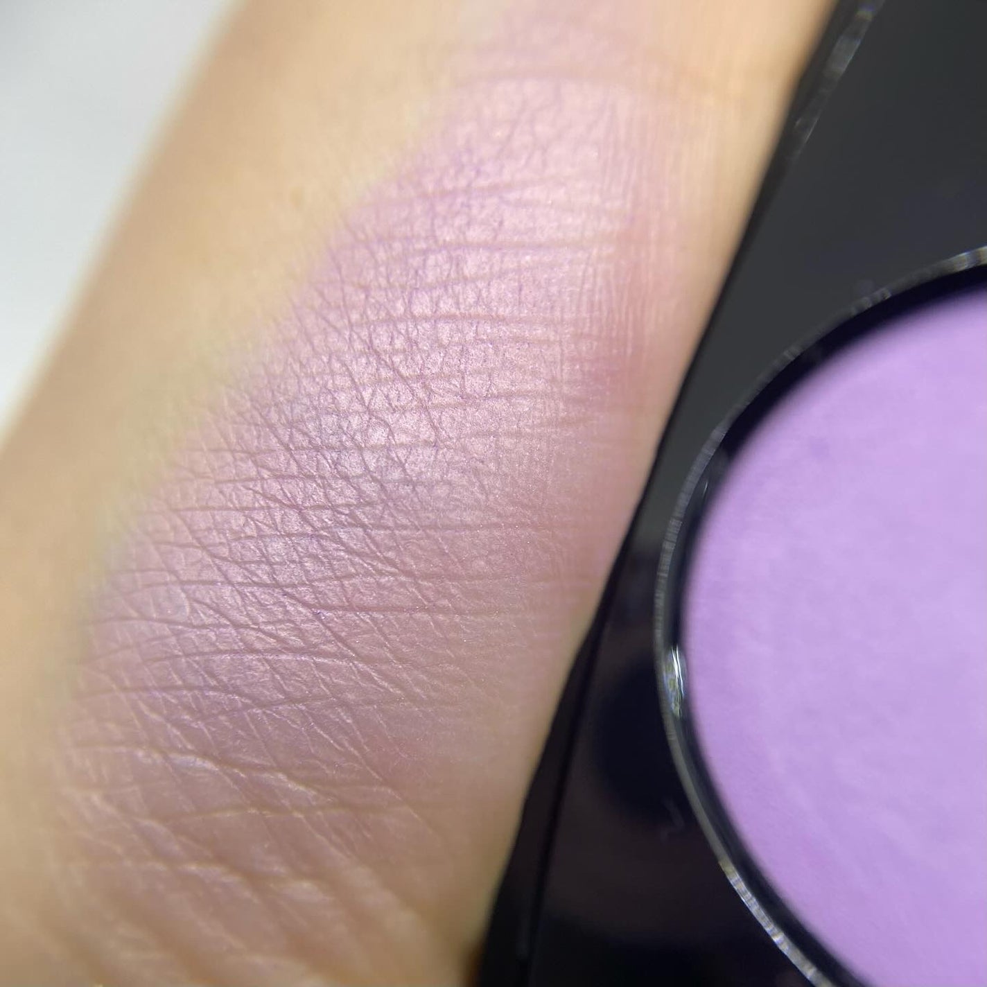 オンブル エサンシエル/CHANEL/単色アイシャドウを使ったクチコミ(8枚目)