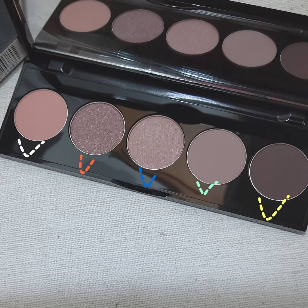 ヌード オン ヌード アイ パレット/BOBBI BROWN/アイシャドウパレットを使ったクチコミ(2枚目)