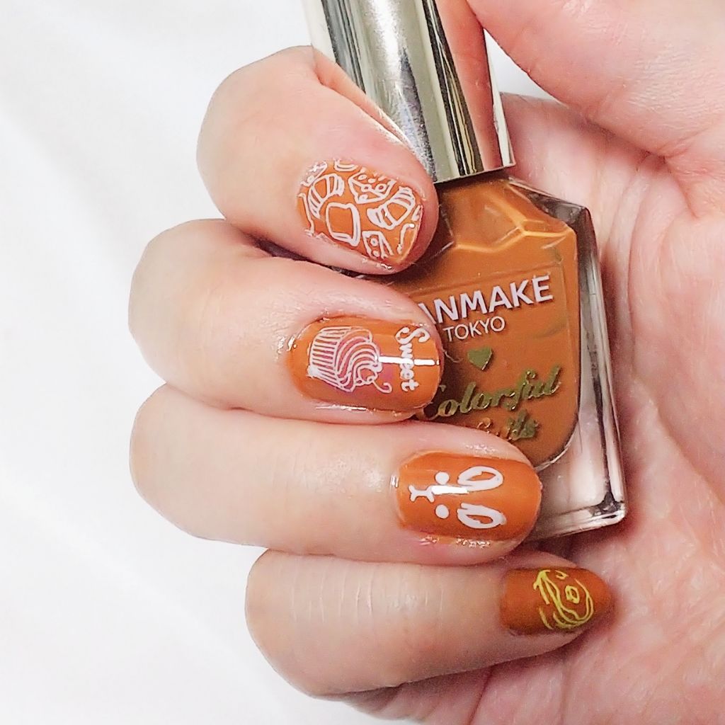 カラフルネイルズ/キャンメイク/マニキュアを使ったクチコミ(1枚目)