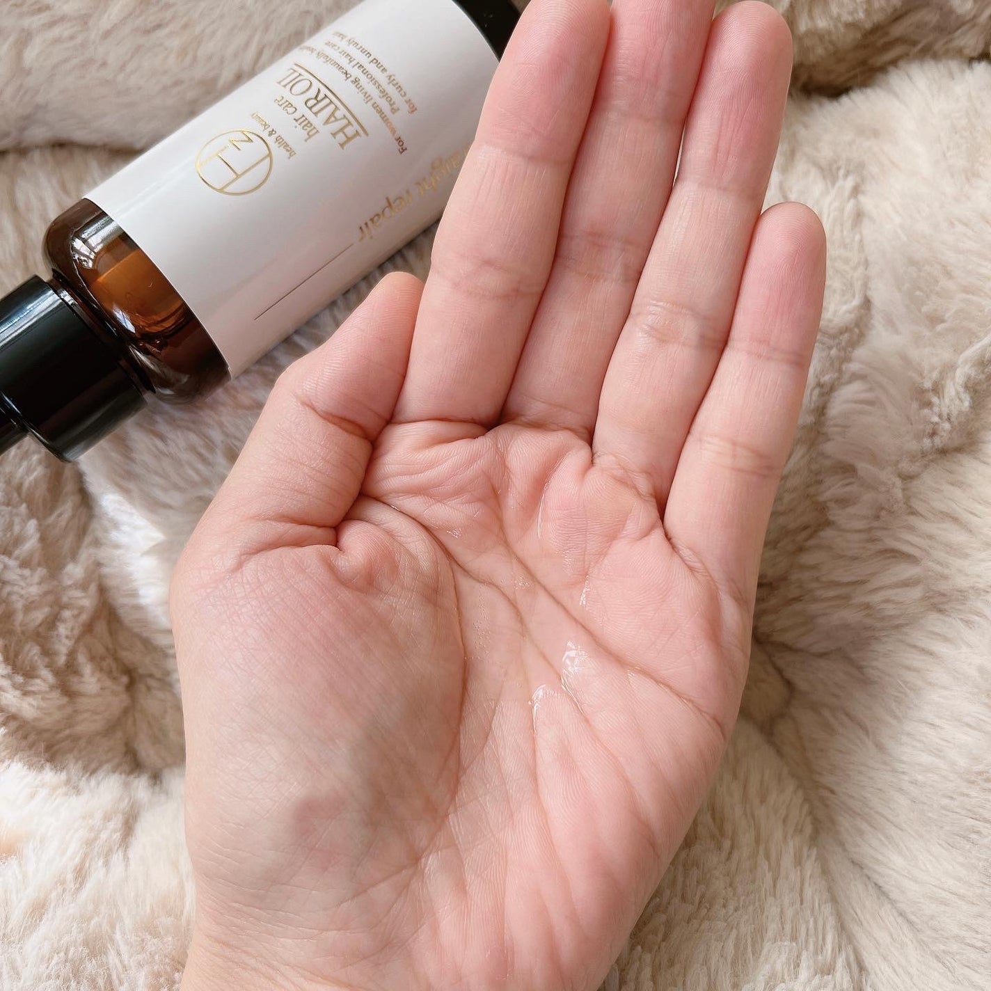 ストレートリペアヘアオイル/Hz(ハーズ)/ヘアオイルを使ったクチコミ(4枚目)