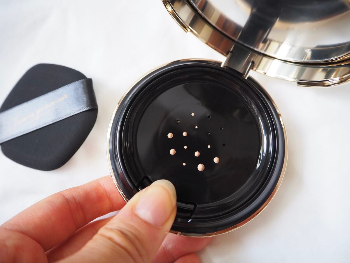 プレミアムニードルファンデーション/ジュエリアプレミアム/クッションファンデーションを使ったクチコミ(2枚目)