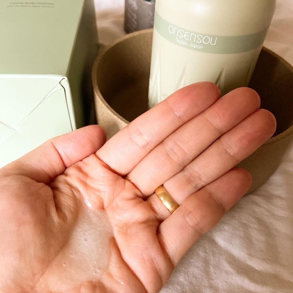 ONSENSOU 温泉藻配合ボディクレンザーのクチコミ「⁡
⁡
⁡
𓃟
⁡
お風呂タイムはやっぱり香りが大切
って方多いんじゃないかな？
⁡
⁡
⁡
.....」（3枚目）