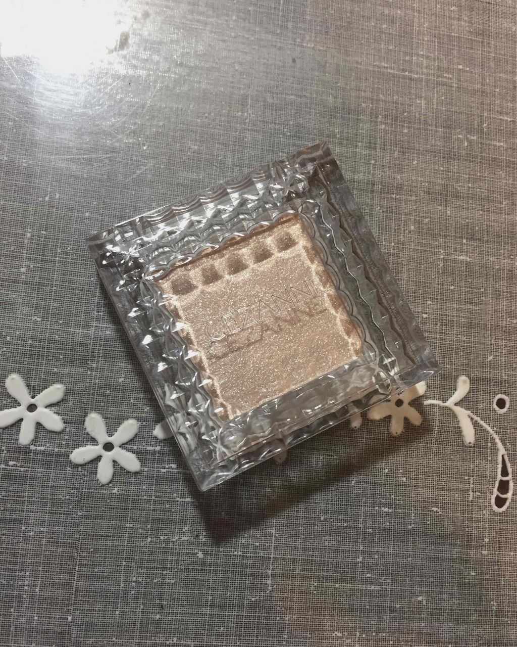 シングルカラーアイシャドウ/CEZANNE/単色アイシャドウを使ったクチコミ（1枚目）