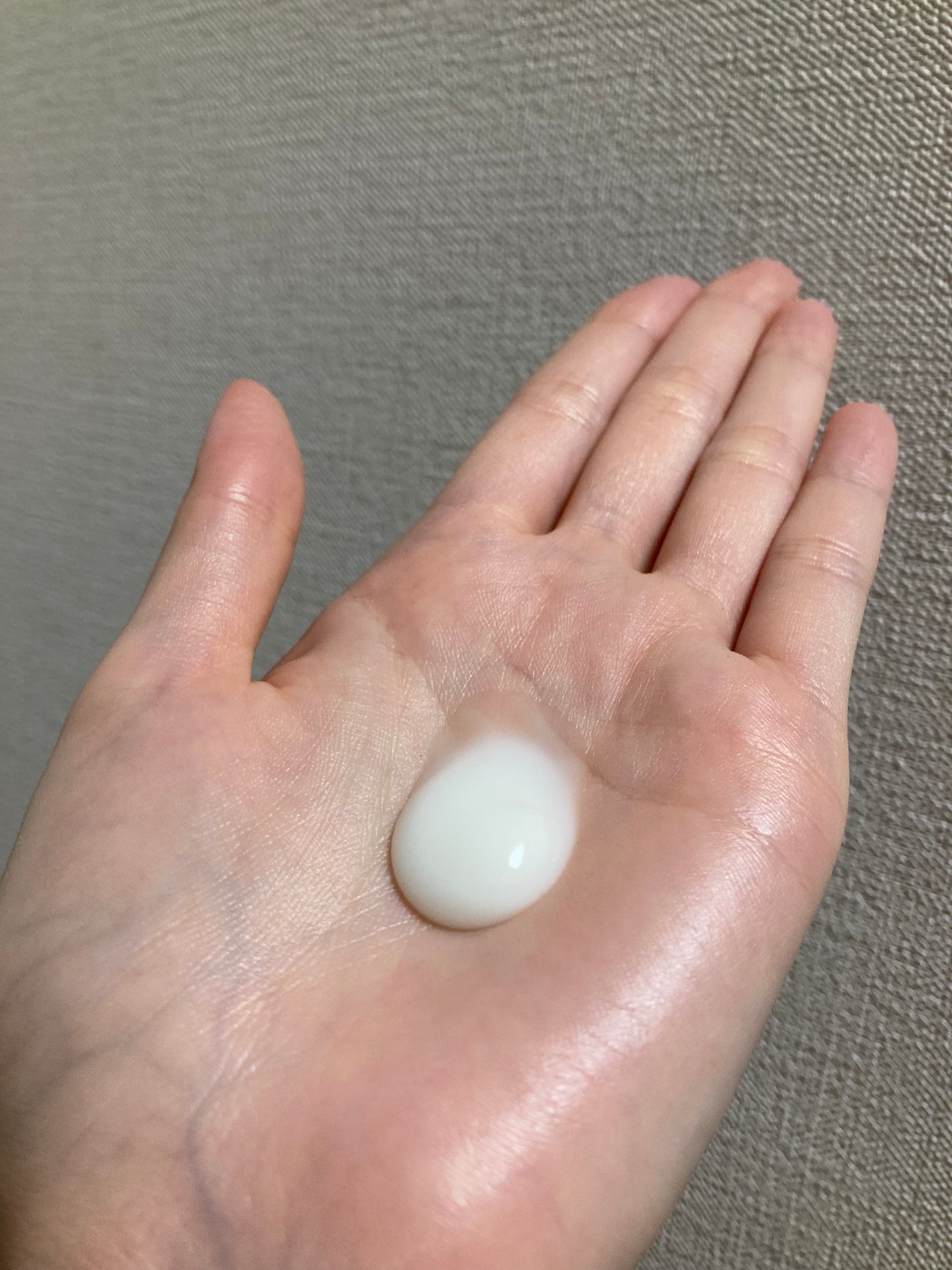 極潤 薬用ハリ乳液【医薬部外品】/肌ラボ/乳液を使ったクチコミ(4枚目)