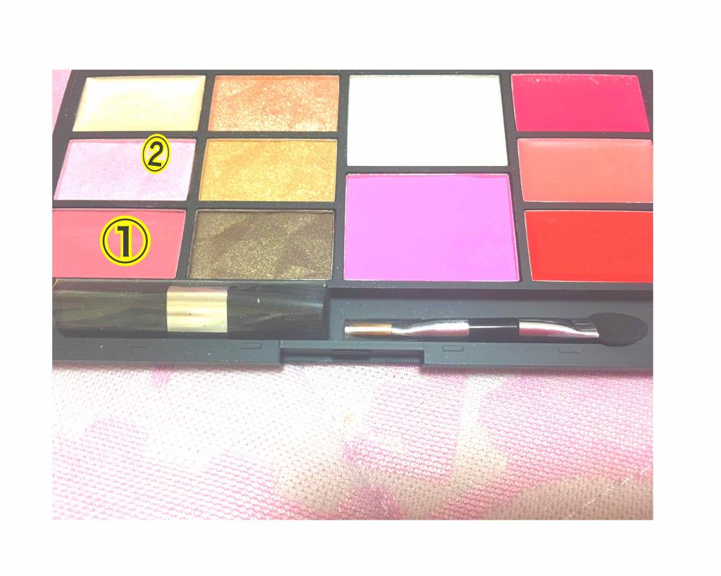 ITSDEMO限定マルチパレット/IT'S DEMO/メイクアップキットを使ったクチコミ(2枚目)