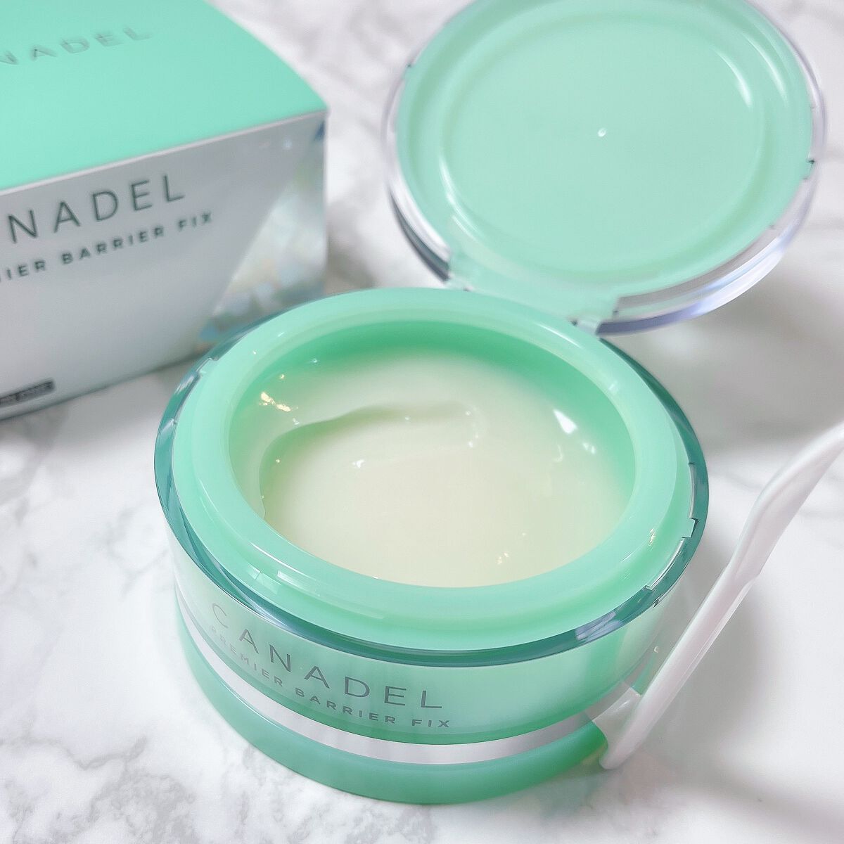 プレミアバリアフィックス /CANADEL/オールインワン化粧品を使ったクチコミ(2枚目)