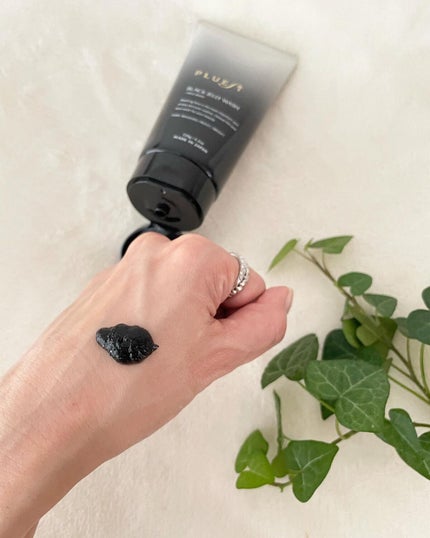 BLACK JELLY WASH(ブラックジェリーウォッシュ)/PLUEST/その他洗顔料を使ったクチコミ(2枚目)