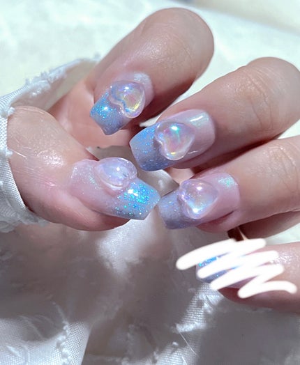 むに。 on LIPS 「久しぶりの不定期ネイル更新No.8🩵✨🩷#初心者ネイル#セルフ..」(1枚目)