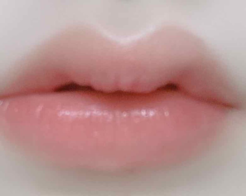 ザクロ ニュートリ モイスチャライジング クリーム イン ミスト/FRUDIA/リップケアを使ったクチコミ(4枚目)