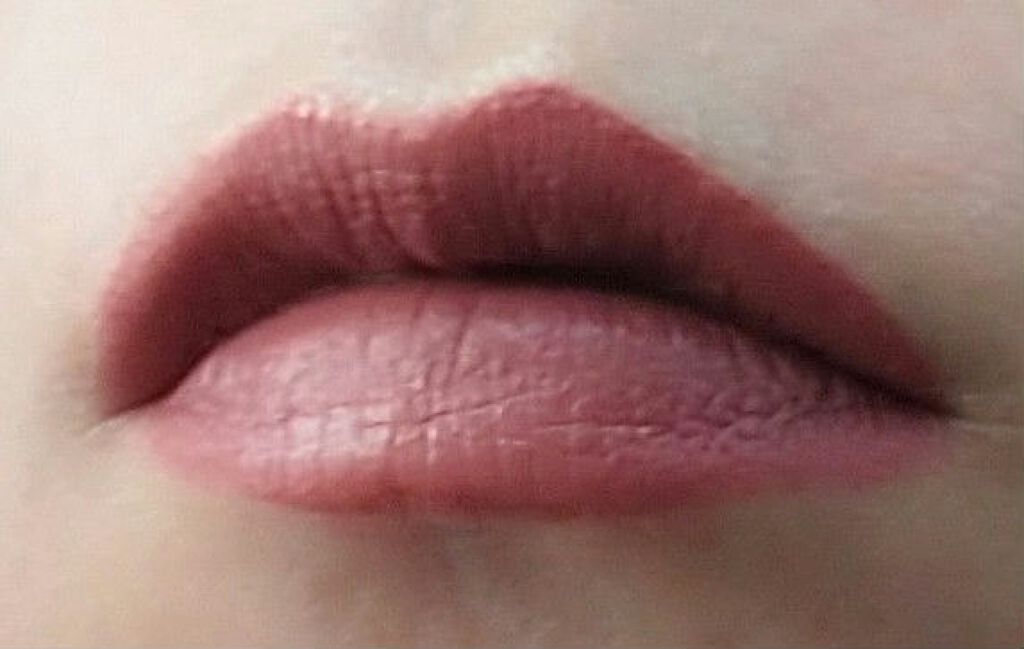 メルテッド リキッド マット ロングウェア リップスティック/Too Faced/口紅を使ったクチコミ(2枚目)