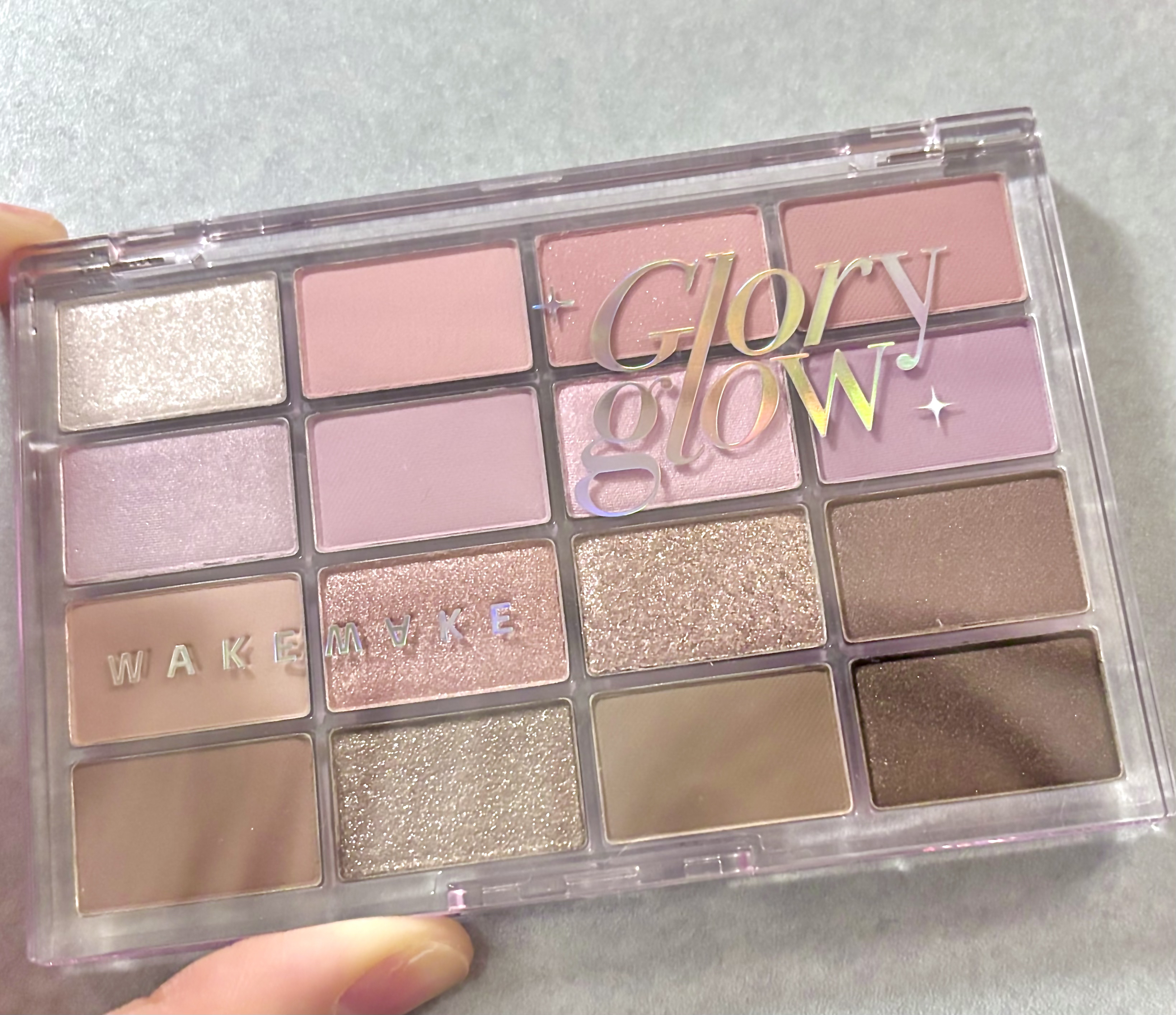 ソフトブラーリングアイパレット/wakemake/アイシャドウパレットを使ったクチコミ（2枚目）